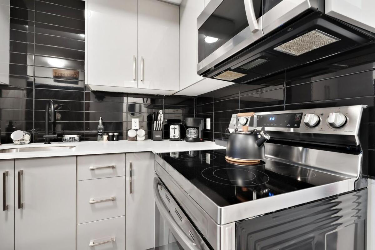Cozy 1br Only 6 Mins To The Falls And Sleeps Upto 4 Guests * Niagara Falls